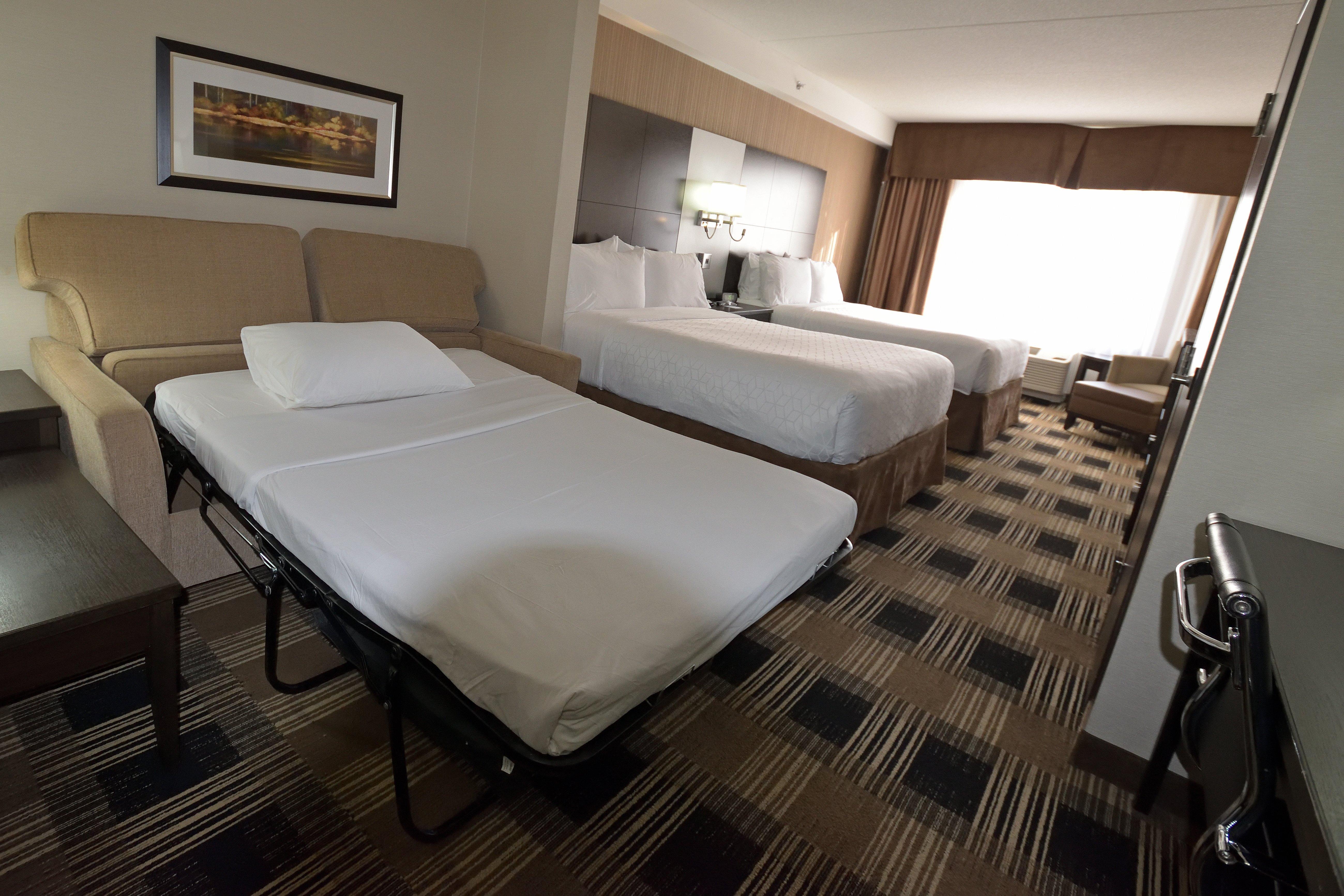 Holiday Inn Express & Suites Ottawa East-Orleans By Ihg Exterior foto