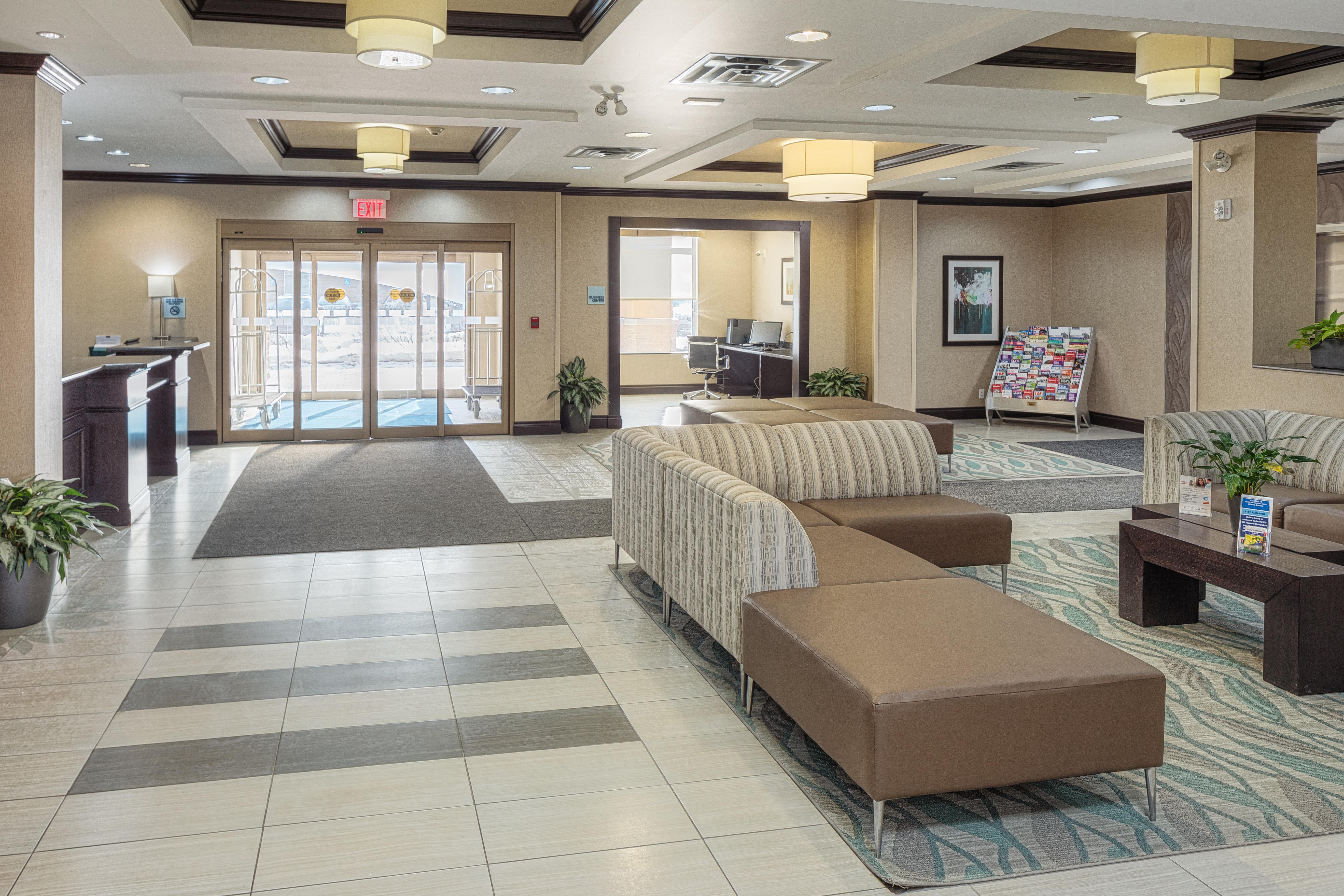 Holiday Inn Express & Suites Ottawa East-Orleans By Ihg Exterior foto